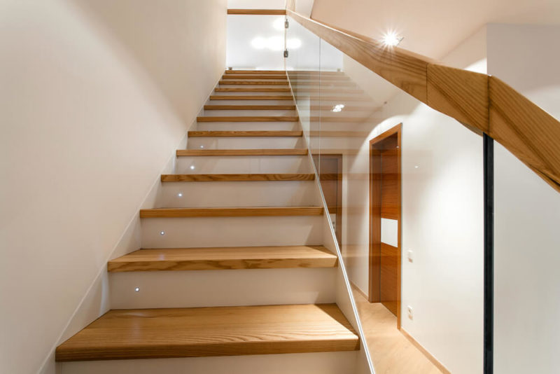 Straight staircases - Bespoke staircase designs & high quality installation